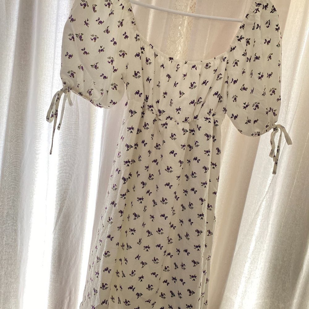 Babydoll puff sleeve dress